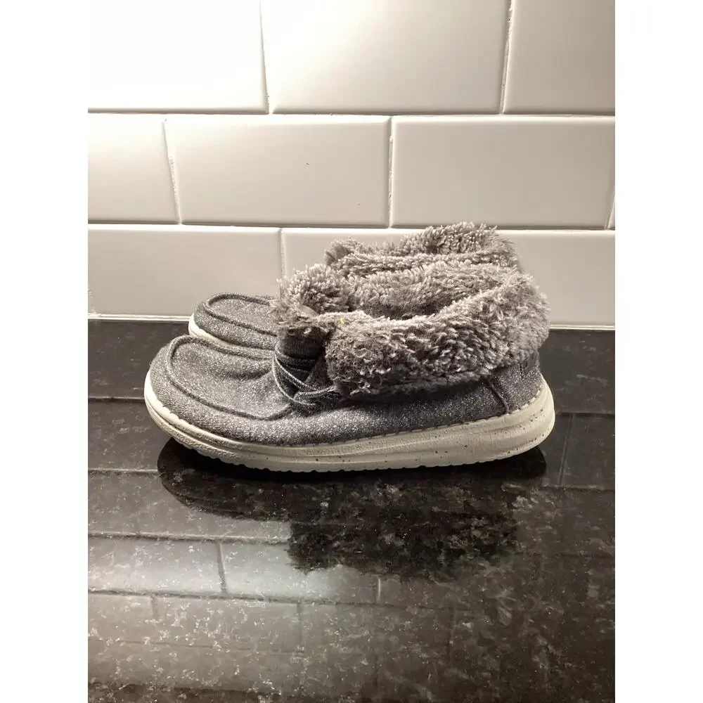 Hey Dude Girls Faux Fur Britt Bootie shoe Gray Size Y1-L2‎